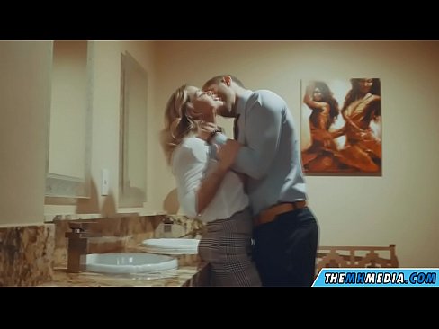❤️ Ke hoʻowalewale ʻia ʻoe e kahi blonde busty i kahi lumi hoʻomaha ākea ❤️❌ Super porn iā mākou haw.tubesexer-com.ru